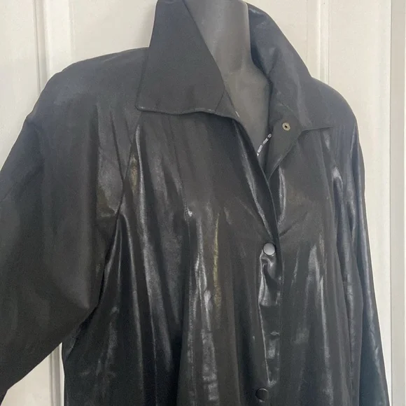 Vintage Carol Cohen satin finish light fabricblack classic trench tunic coat
